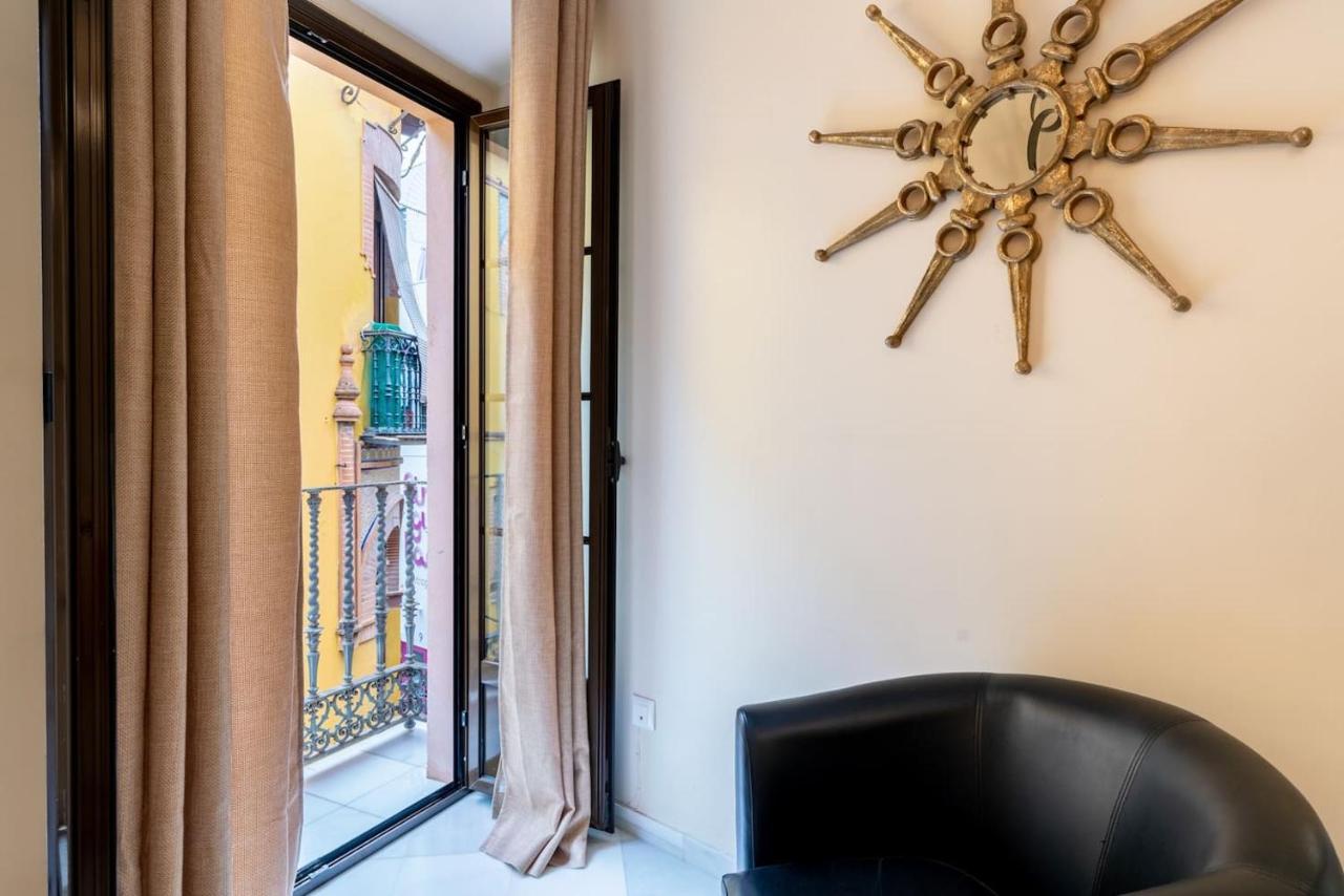 Puente Y Pellon By Thegoodtourist Apartment Севиля Екстериор снимка