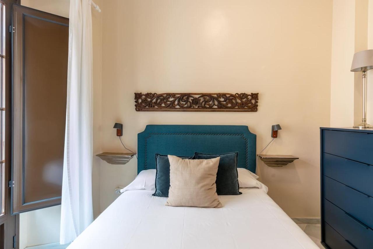 Puente Y Pellon By Thegoodtourist Apartment Севиля Екстериор снимка